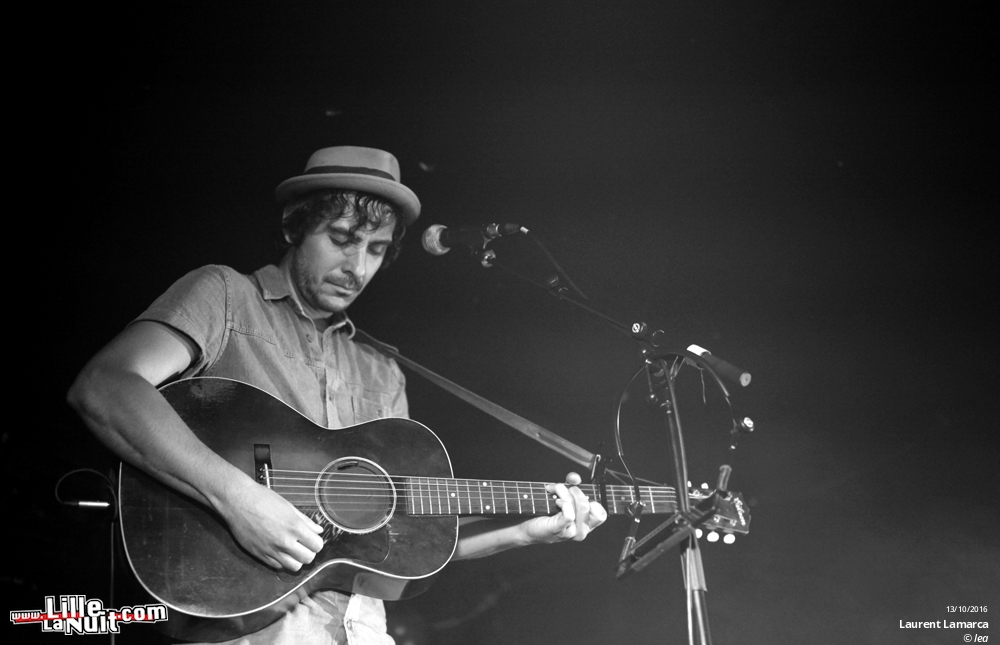 Jil Is Lucky + Laurent Lamarca à la Péniche Lille en live - photo n°4