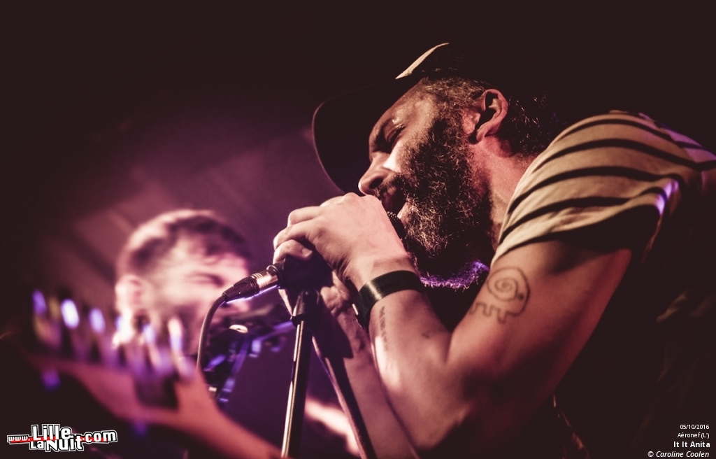 Wall of Death + It It Anita à l’Aéronef en live - photo n°6