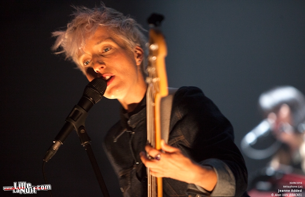 Jeanne Added + Ysé Sauvage au Métaphone de Oignies en live - photo n°2