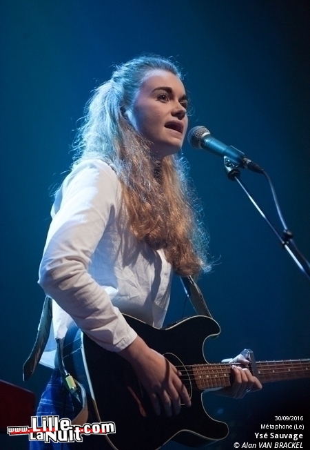 Jeanne Added + Ysé Sauvage au Métaphone de Oignies en live - photo n°5