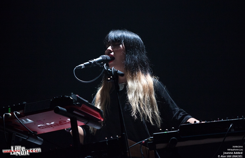 Jeanne Added + Ysé Sauvage au Métaphone de Oignies en live - photo n°6