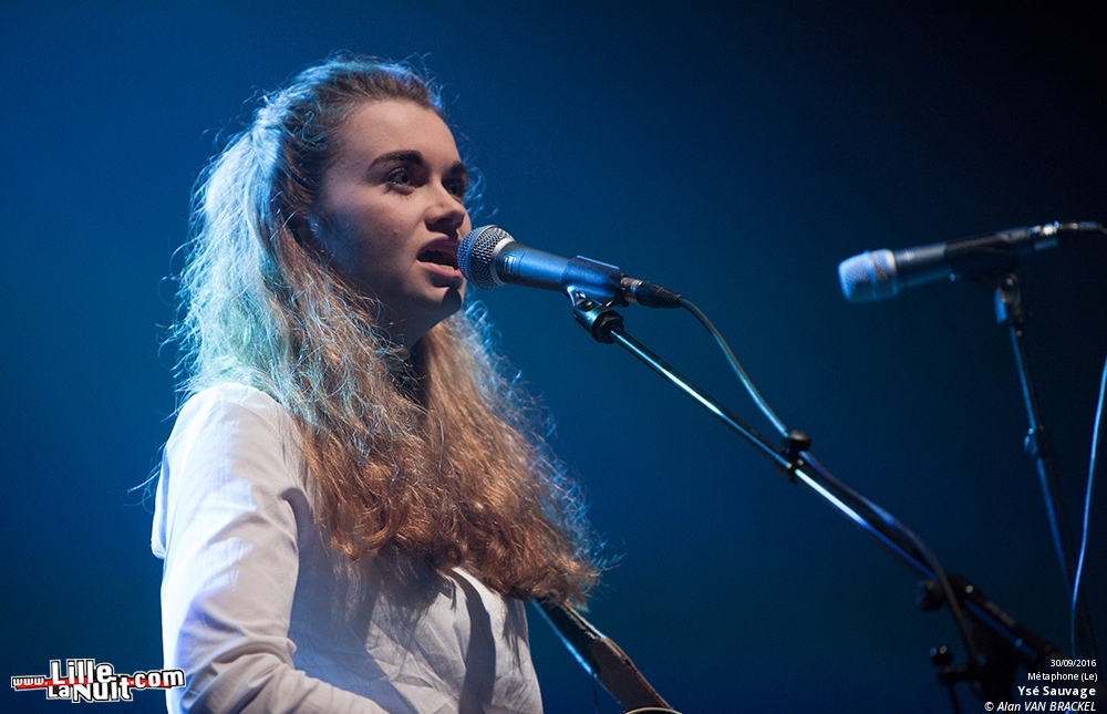 Jeanne Added + Ysé Sauvage au Métaphone de Oignies en live - photo n°6