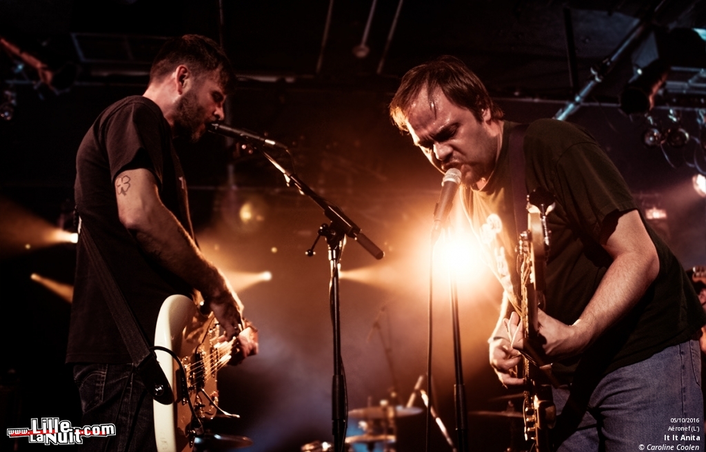 Wall of Death + It It Anita à l’Aéronef en live - photo n°2