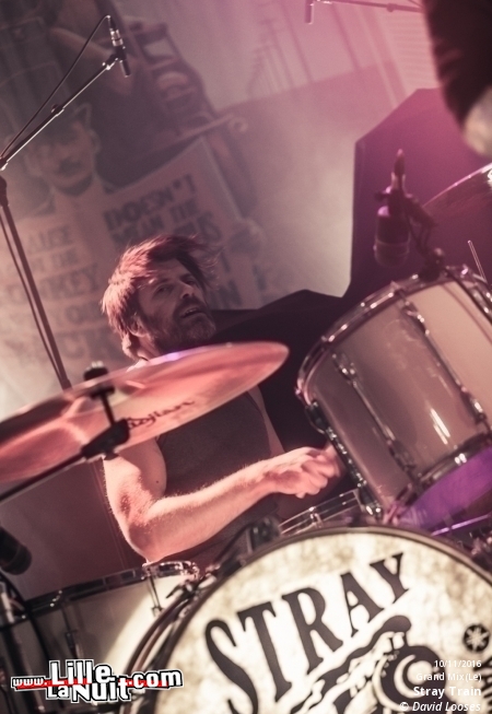 Kadavar + Stray Train au Grand Mix en live - photo n°6