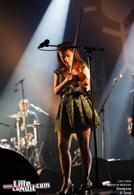 Dionysos + Clou au Théâtre Municipal de Béthune en live - photo n°24