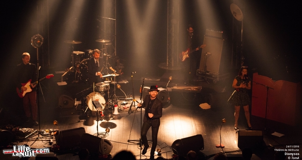 Dionysos + Clou au Théâtre Municipal de Béthune en live - photo n°7