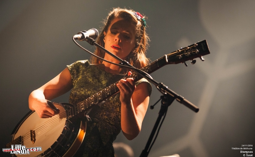 Dionysos + Clou au Théâtre Municipal de Béthune en live - photo n°28