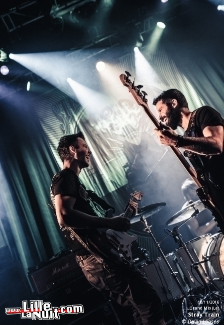 Kadavar + Stray Train au Grand Mix en live - photo n°14