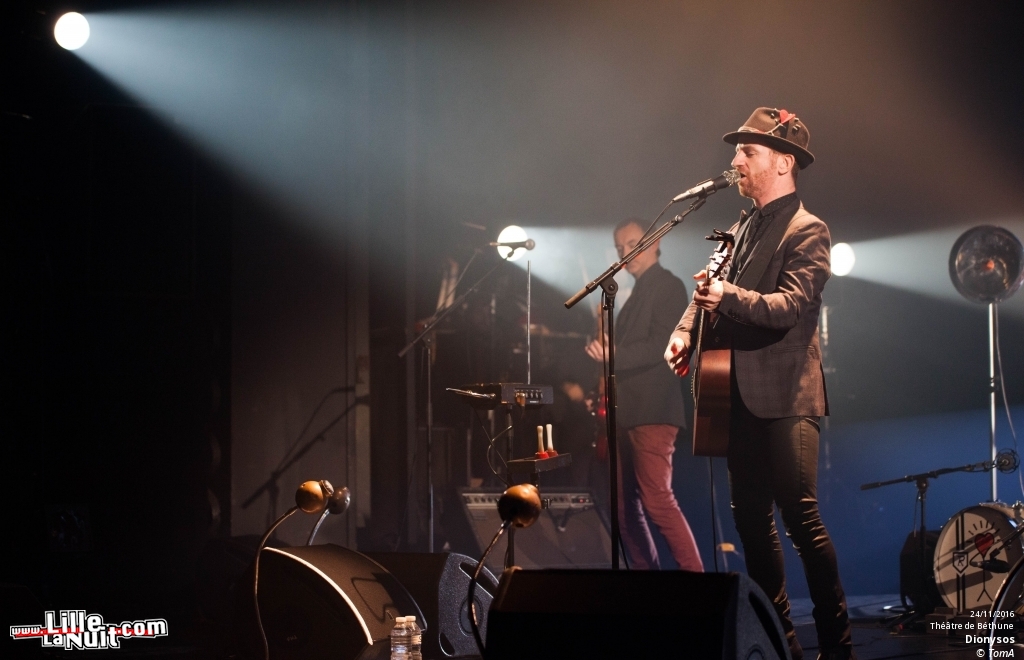 Dionysos + Clou au Théâtre Municipal de Béthune en live - photo n°25