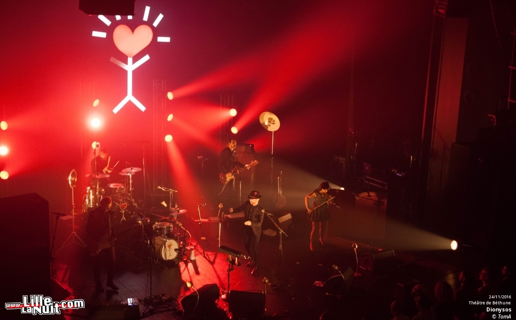 Dionysos + Clou au Théâtre Municipal de Béthune en live - photo n°10