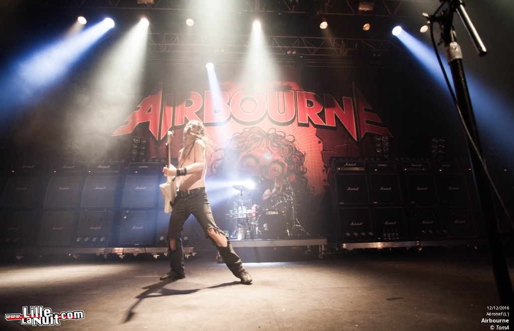 Airbourne + LeoGun + Palace Of The King à l’Aéronef en live - photo n°13