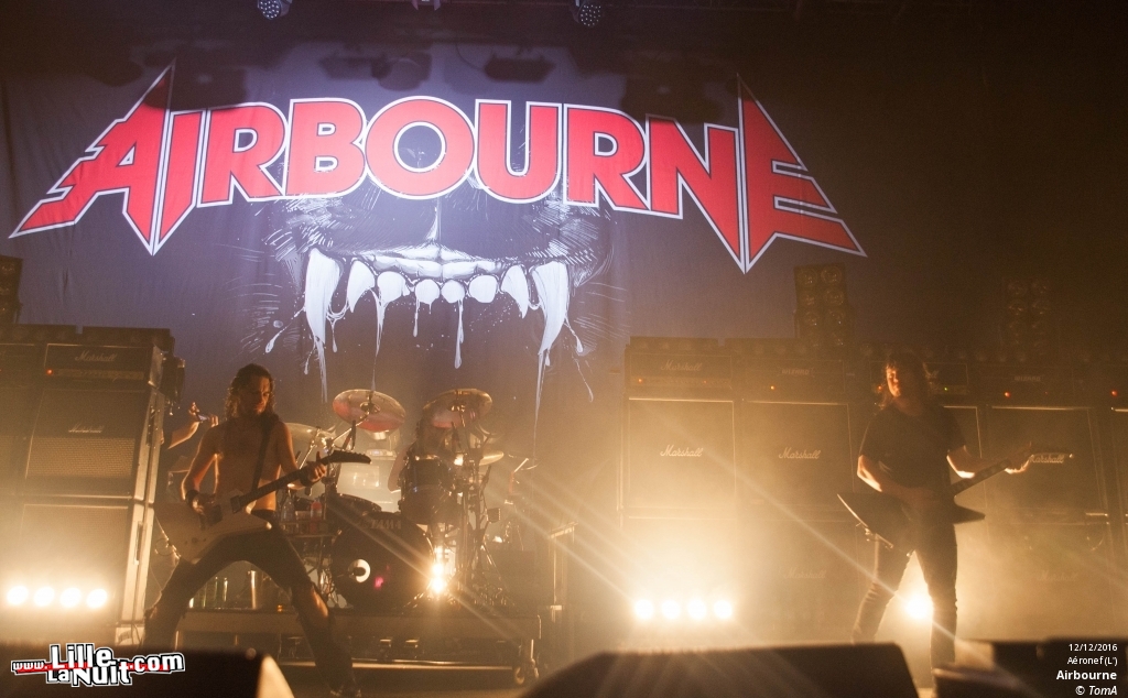 Airbourne + LeoGun + Palace Of The King à l’Aéronef en live - photo n°1