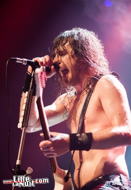 Airbourne + LeoGun + Palace Of The King à l’Aéronef en live - photo n°11