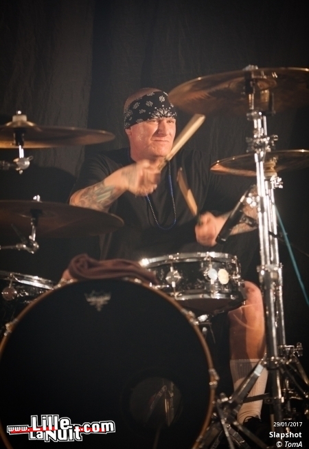 Dropkick Murphys + Slapshot + Skinny Lister à l’Aéronef en live - photo n°9