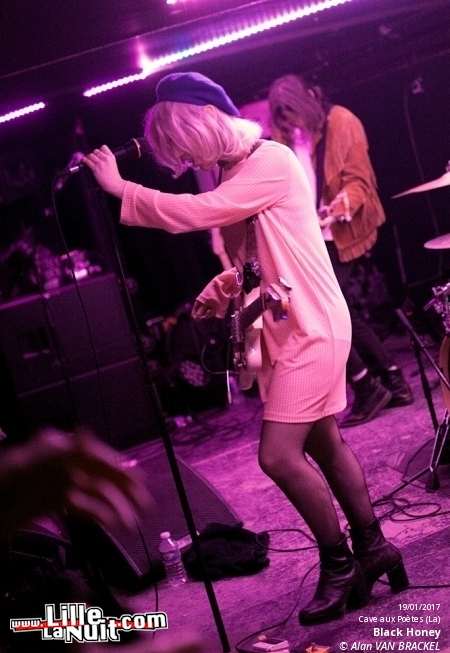 Black Honey + Dan San + Bains de Minuit DJ set à la Cave aux Poètes en live - photo n°4