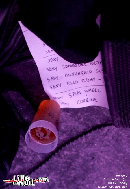 Black Honey + Dan San + Bains de Minuit DJ set à la Cave aux Poètes en live - photo n°13