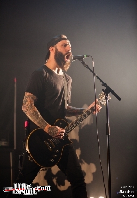 Dropkick Murphys + Slapshot + Skinny Lister à l’Aéronef en live - photo n°5