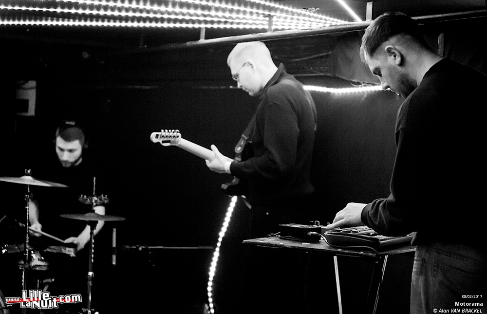 Motorama + Dear Deer à la Cave aux Poètes en live - photo n°8