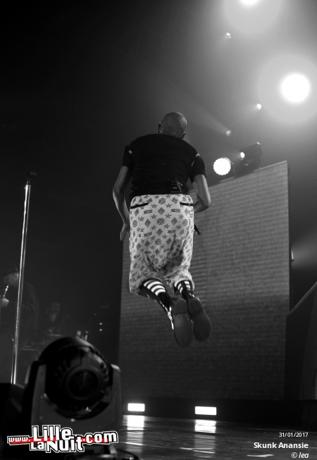 Skunk Anansie + The Pearl Harts à l’Aéronef en live - photo n°18