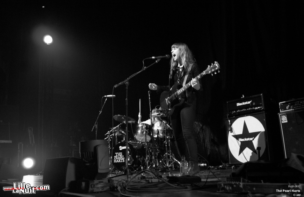 Skunk Anansie + The Pearl Harts à l’Aéronef en live - photo n°7