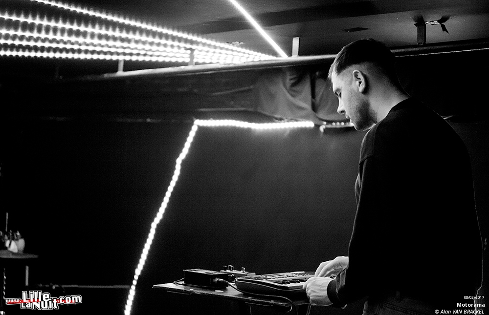 Motorama + Dear Deer à la Cave aux Poètes en live - photo n°13