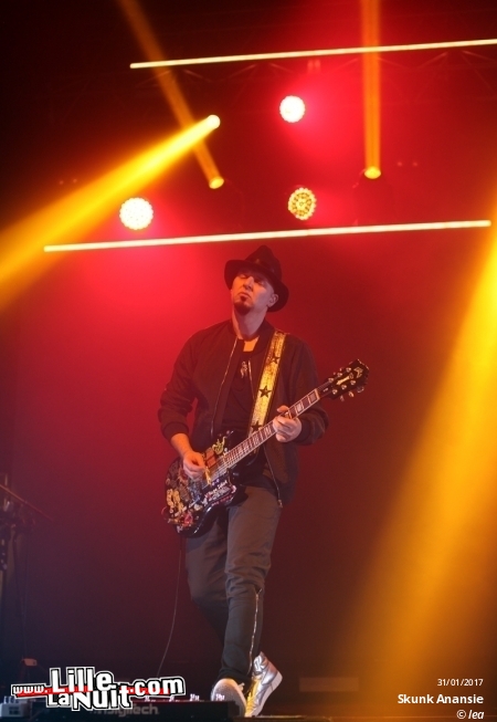 Skunk Anansie + The Pearl Harts à l’Aéronef en live - photo n°13