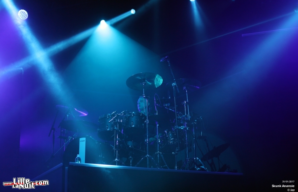 Skunk Anansie + The Pearl Harts à l’Aéronef en live - photo n°4