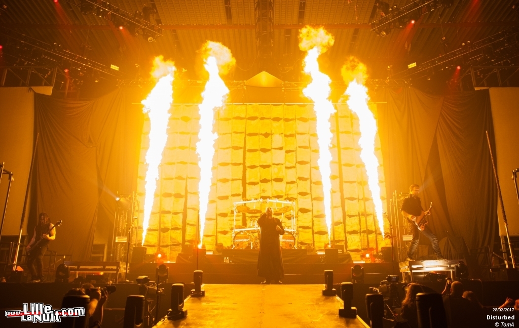 Avenged Sevenfold + Disturbed + Chevelle au Zénith de Lille en live - photo n°1