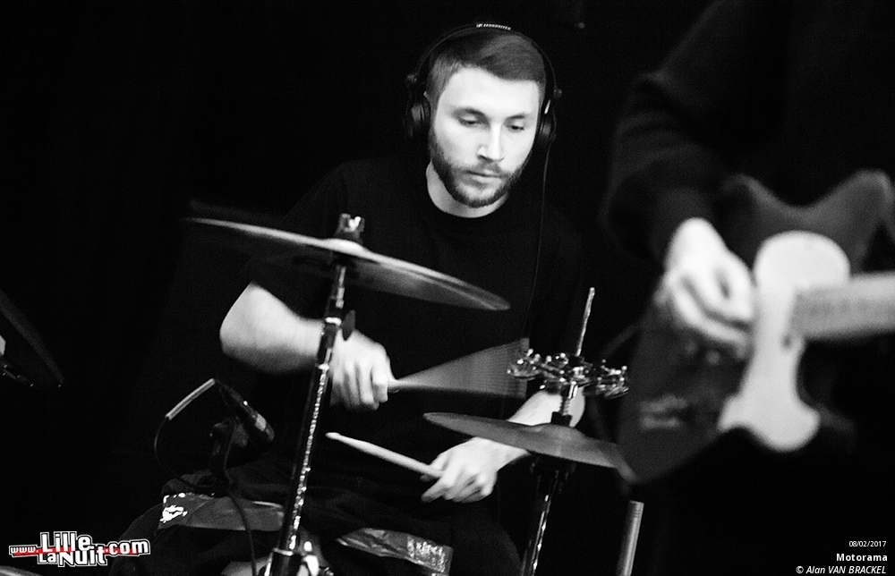 Motorama + Dear Deer à la Cave aux Poètes en live - photo n°2