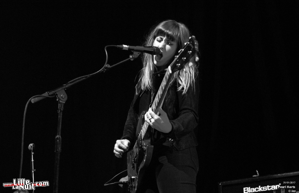 Skunk Anansie + The Pearl Harts à l’Aéronef en live - photo n°3