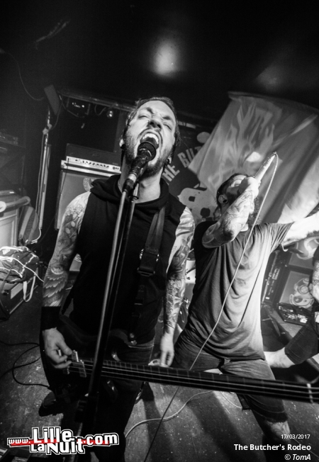 The Butcher’s Rodeo + Noise Emission Control au Circus en live - photo n°32