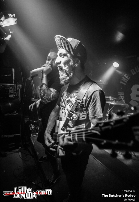 The Butcher’s Rodeo + Noise Emission Control au Circus en live - photo n°15