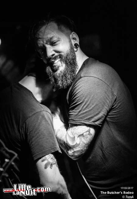 The Butcher’s Rodeo + Noise Emission Control au Circus en live - photo n°22