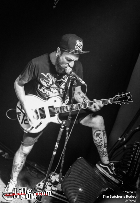 The Butcher’s Rodeo + Noise Emission Control au Circus en live - photo n°21