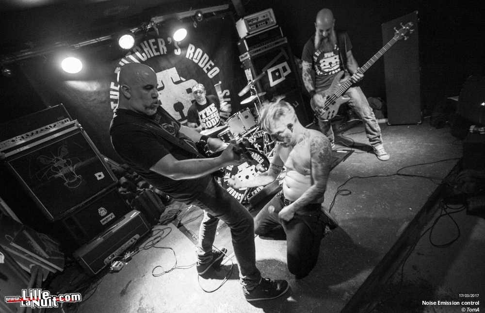 The Butcher’s Rodeo + Noise Emission Control au Circus en live - photo n°13