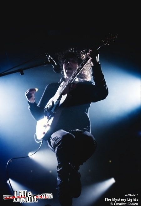 The Mystery Lights + Blues Trash Suitcase à l’Aeronef en live - photo n°5