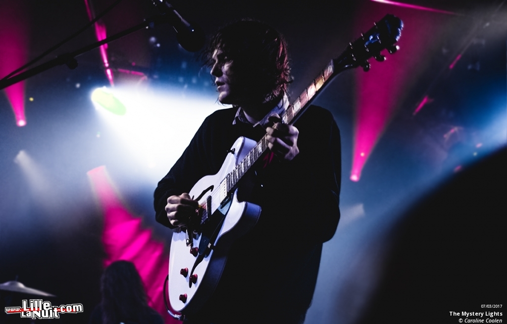 The Mystery Lights + Blues Trash Suitcase à l’Aeronef en live - photo n°2