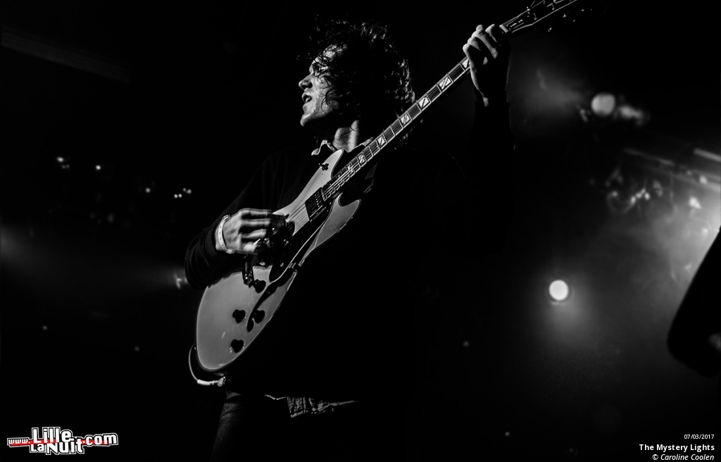 The Mystery Lights + Blues Trash Suitcase à l’Aeronef en live - photo n°4