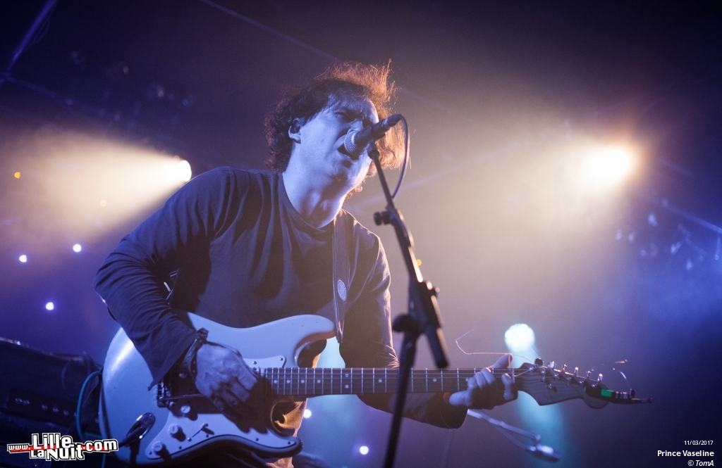 Toy + Birdpen + Prince Vaseline à l’Aeronef en live - photo n°7