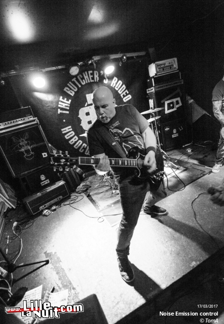 The Butcher’s Rodeo + Noise Emission Control au Circus en live - photo n°12