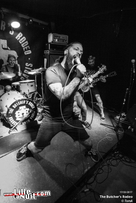 The Butcher’s Rodeo + Noise Emission Control au Circus en live - photo n°7