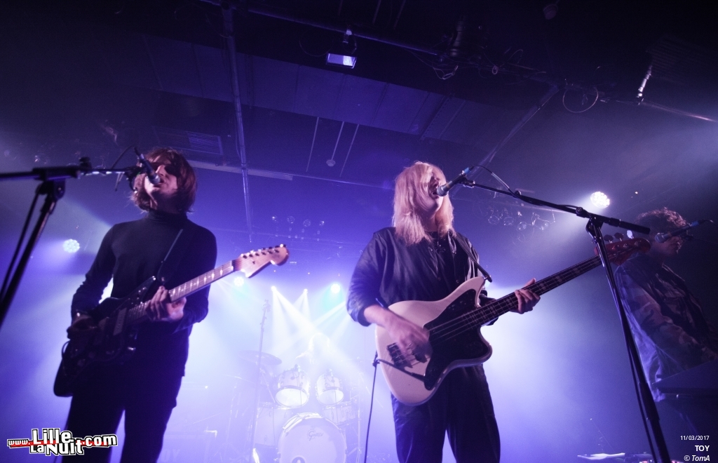 Toy + Birdpen + Prince Vaseline à l’Aeronef en live - photo n°12