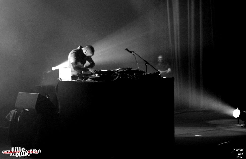 Superpoze + Pone + Ours Samplus à l’Aéronef en live - photo n°10