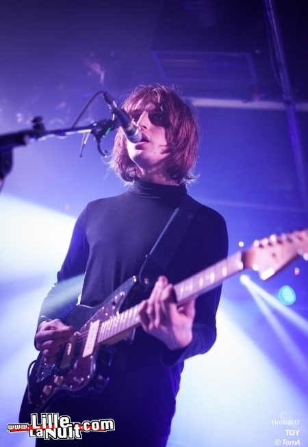 Toy + Birdpen + Prince Vaseline à l’Aeronef en live - photo n°11