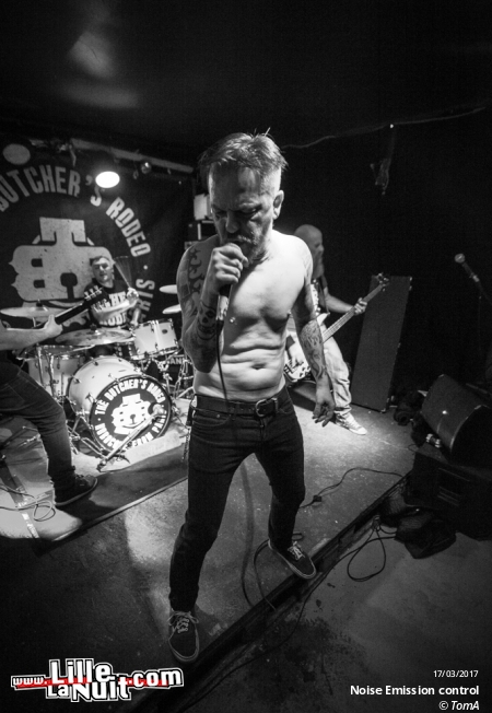 The Butcher’s Rodeo + Noise Emission Control au Circus en live - photo n°11