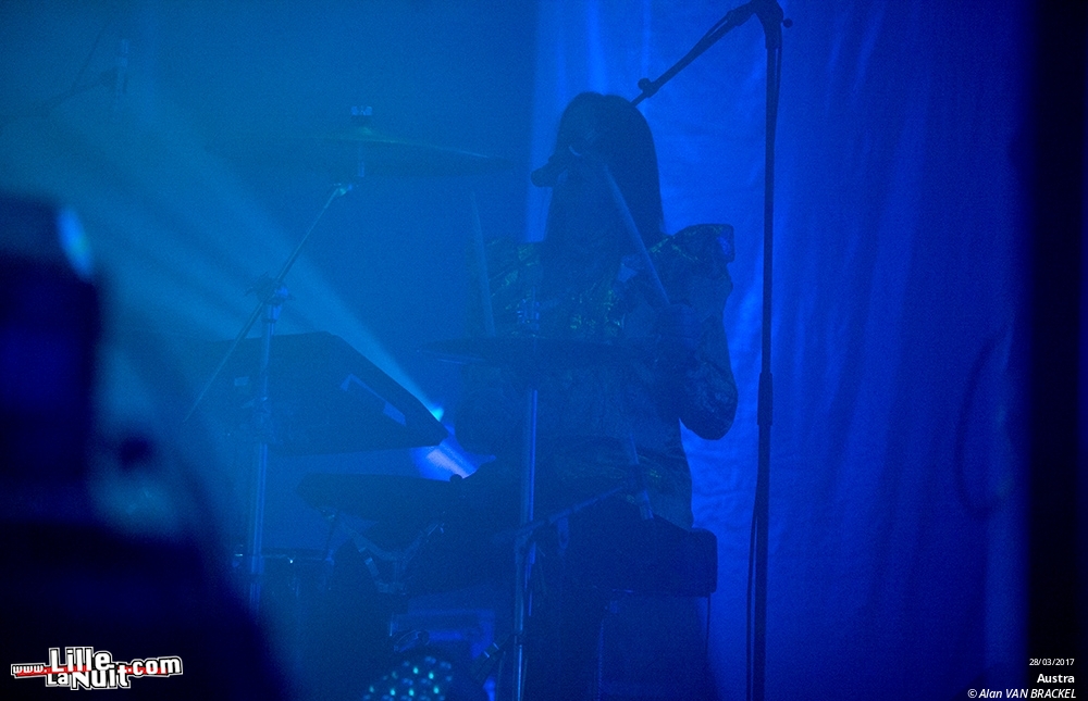 Festival Les Femmes S’en Mêlent : Austra + Pixx au Grand Mix en live - photo n°14