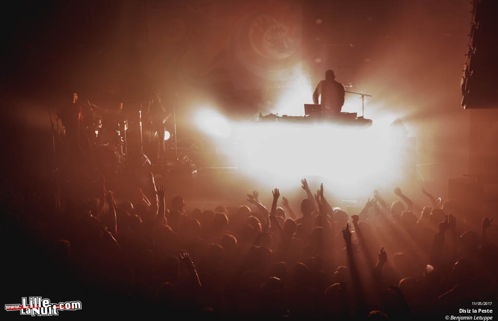 Disiz la Peste + A2H + FianSo & Theezy au Flow en live - photo n°5