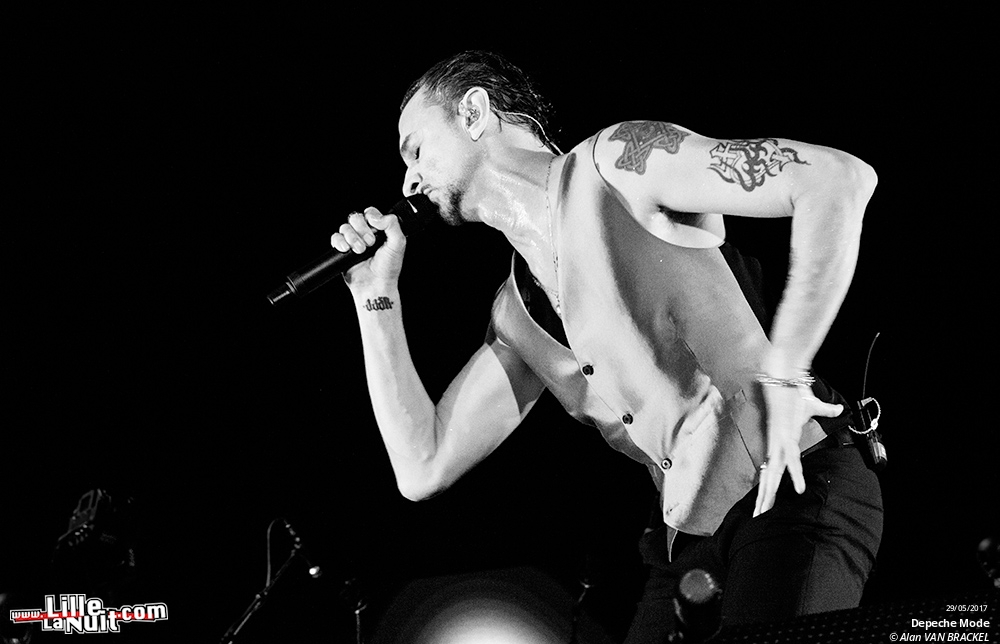 Depeche Mode + The Horrors au Stade Pierre Mauroy en live - photo n°16