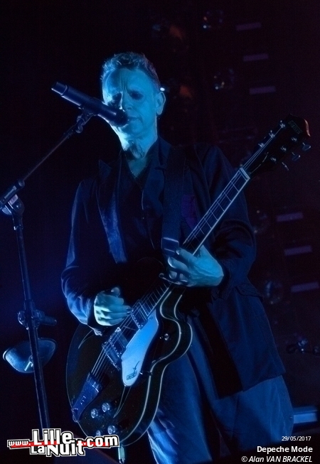 Depeche Mode + The Horrors au Stade Pierre Mauroy en live - photo n°4