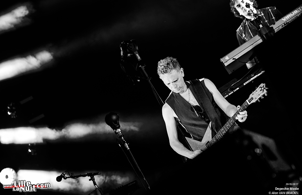 Depeche Mode + The Horrors au Stade Pierre Mauroy en live - photo n°15